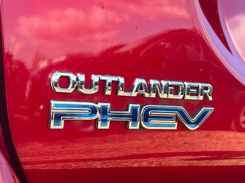 Mitsubishi Outlander PHEV DYNAMIC 36