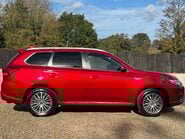 Mitsubishi Outlander PHEV DYNAMIC 5