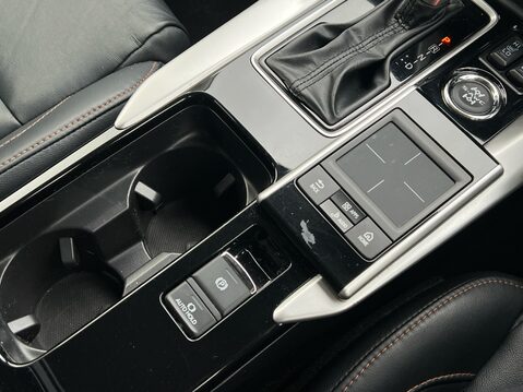 Mitsubishi Eclipse Cross 4 26