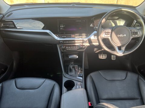 Kia Niro 4 10