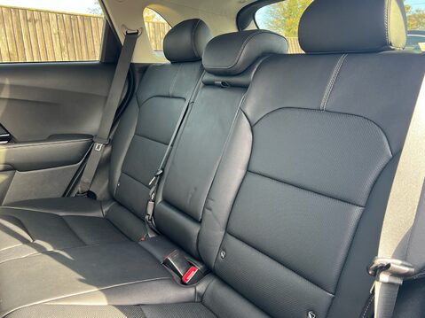 Kia Niro 4 9