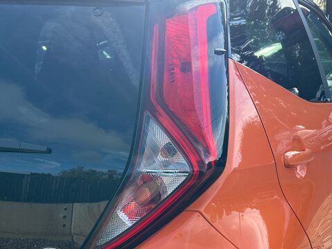 Toyota Aygo VVT-I X-CITE 15