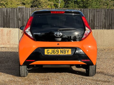 Toyota Aygo VVT-I X-CITE 8