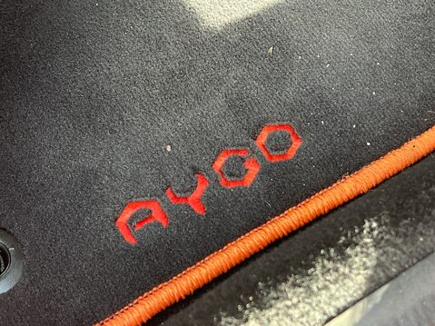 Toyota Aygo VVT-I X-CITE 34