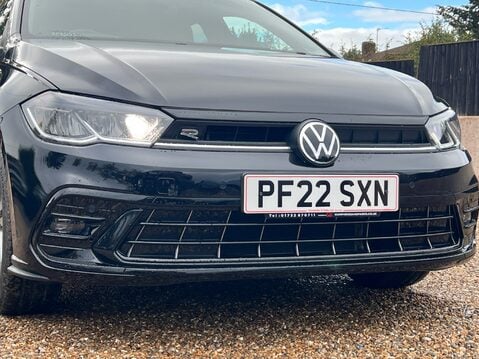Volkswagen Polo R-LINE TSI 16