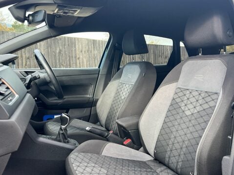 Volkswagen Polo R-LINE TSI 3