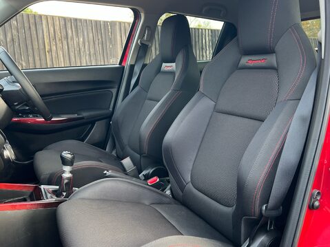 Suzuki Swift SPORT BOOSTERJET MHEV 3