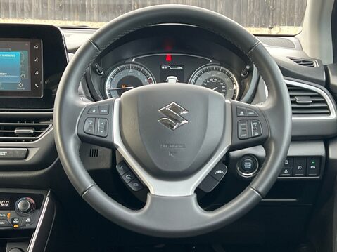 Suzuki S-Cross MOTION BOOSTERJET MHEV 33