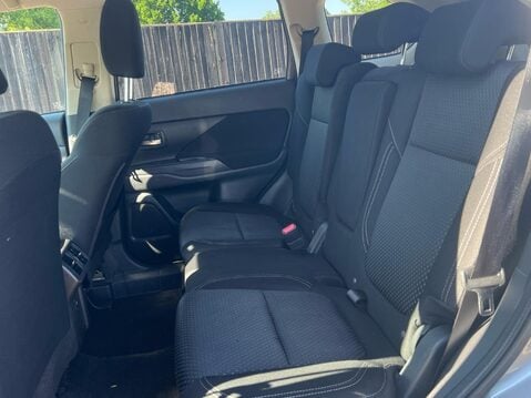 Mitsubishi Outlander DESIGN 22