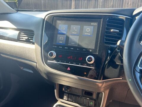 Mitsubishi Outlander DESIGN 25