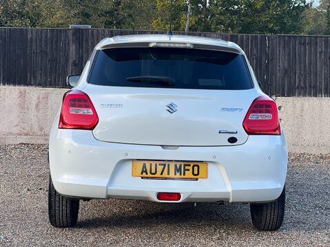 Suzuki Swift SZ5 DUALJET MHEV 8