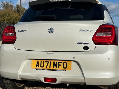 Suzuki Swift SZ5 DUALJET MHEV 17