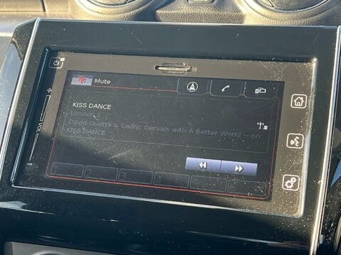 Suzuki Swift SZ5 DUALJET MHEV 19