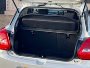 Suzuki Swift SZ5 DUALJET MHEV 32