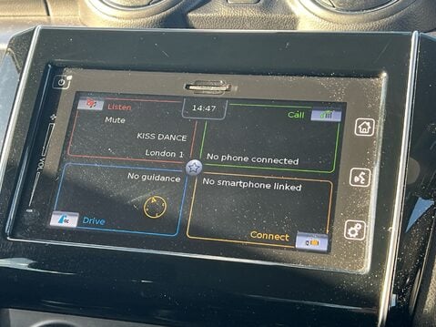 Suzuki Swift SZ5 DUALJET MHEV 18