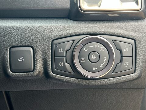 Ford Ranger WILDTRAK ECOBLUE 31