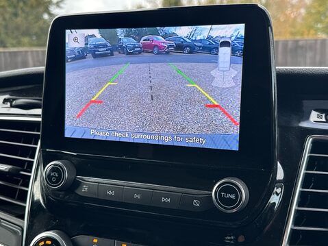 Ford Transit Custom 280 LIMITED P/V ECOBLUE 25