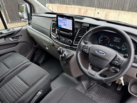 Ford Transit Custom 280 LIMITED P/V ECOBLUE 10