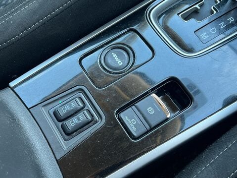 Mitsubishi Outlander DESIGN 27