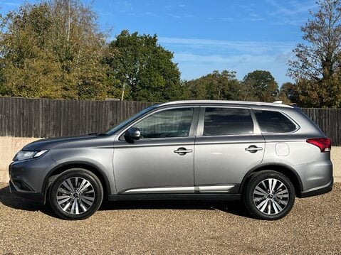 Mitsubishi Outlander DESIGN 6