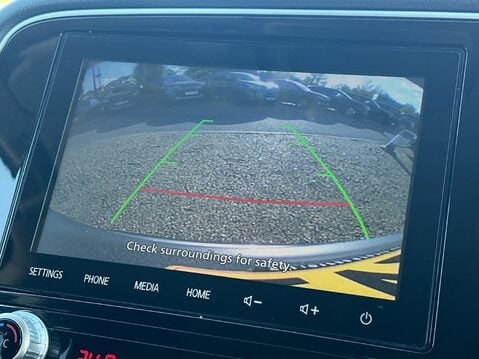 Mitsubishi Outlander DESIGN 23