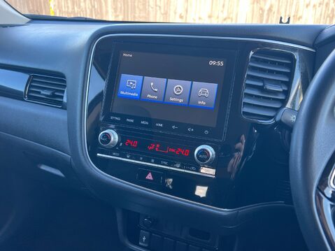 Mitsubishi Outlander DESIGN 12