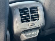 Volkswagen T-Roc LIFE TSI DSG 35