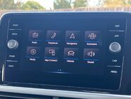 Volkswagen T-Roc LIFE TSI DSG 18