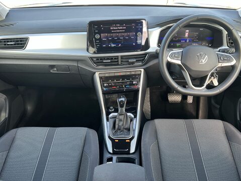 Volkswagen T-Roc LIFE TSI DSG 10