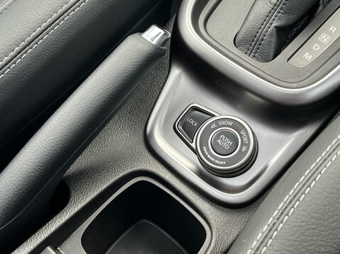 Suzuki Vitara ULTRA ALLGRIP 25