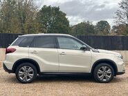 Suzuki Vitara SZ-T MHEV 5