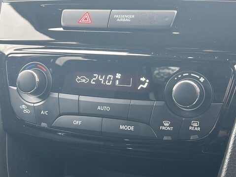 Suzuki Vitara SZ-T MHEV 24