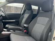 Suzuki Vitara SZ-T MHEV 3