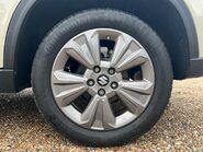 Suzuki Vitara SZ-T MHEV 4