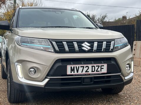 Suzuki Vitara SZ-T MHEV 16