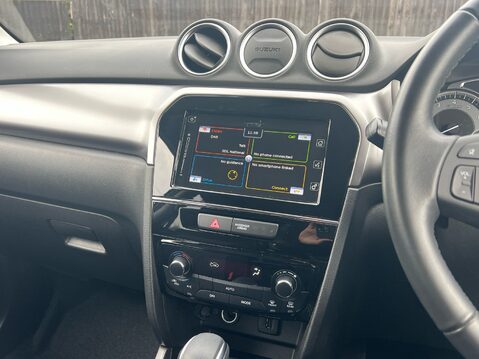 Suzuki Vitara SZ-T MHEV 12