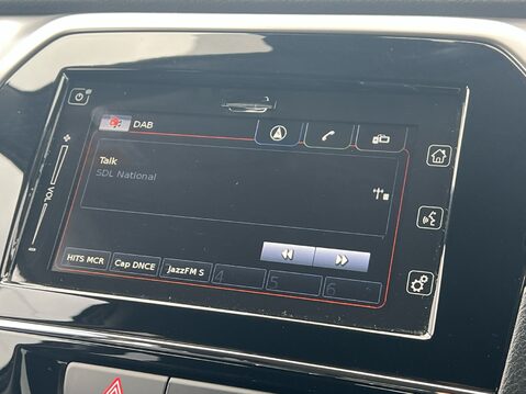 Suzuki Vitara SZ-T MHEV 19