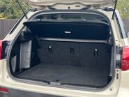 Suzuki Vitara SZ-T MHEV 36