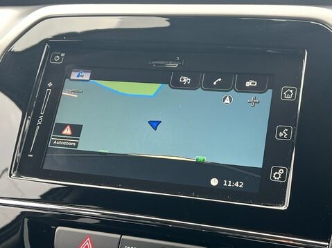 Suzuki Vitara SZ-T MHEV 21