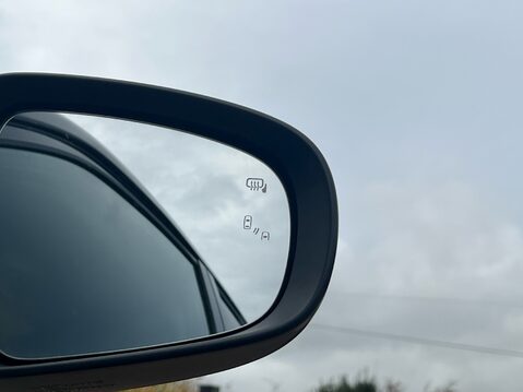 Suzuki Vitara SZ-T MHEV 35