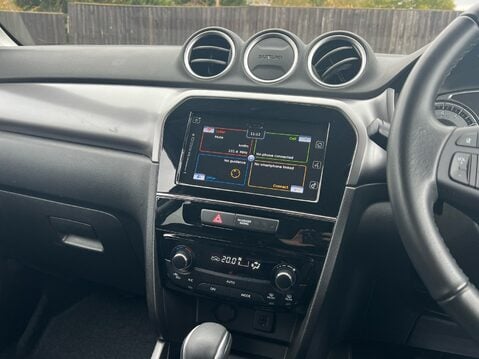 Suzuki Vitara SZ-T MHEV 12