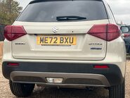 Suzuki Vitara SZ-T MHEV 17