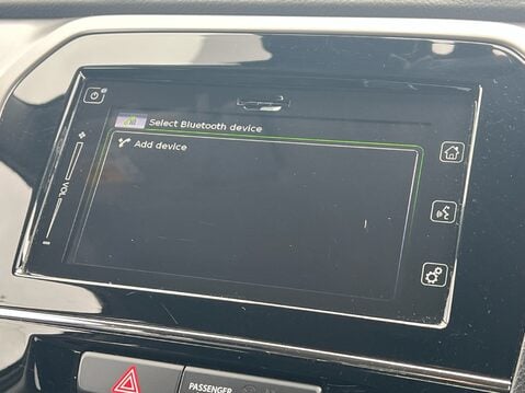 Suzuki Vitara SZ-T MHEV 21