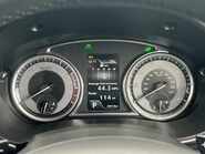 Suzuki Vitara SZ-T MHEV 11