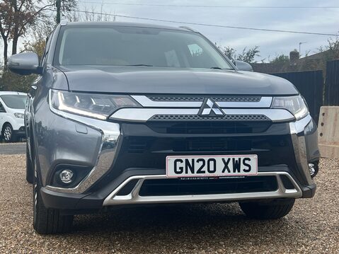 Mitsubishi Outlander EXCEED 16