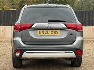 Mitsubishi Outlander EXCEED 8