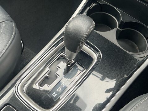 Mitsubishi Outlander EXCEED 26