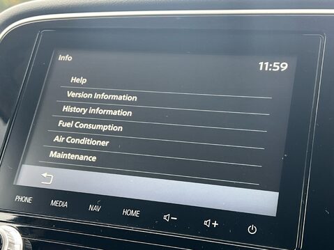 Mitsubishi Outlander EXCEED 23