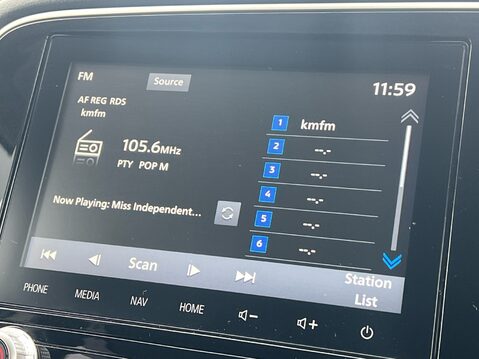 Mitsubishi Outlander EXCEED 19