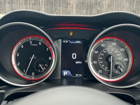 Suzuki Swift SZ5 DUALJET MHEV 11